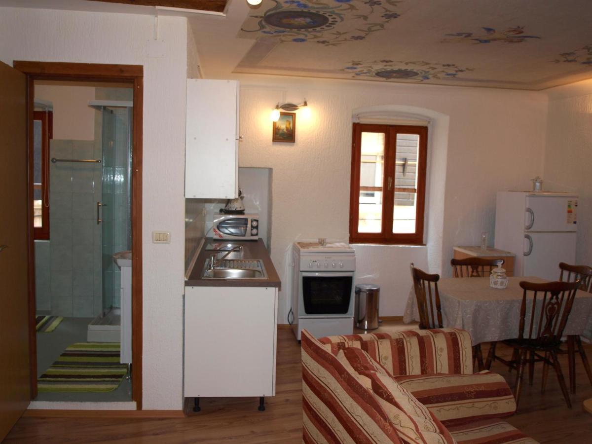Apartment 52 Rovigno Esterno foto