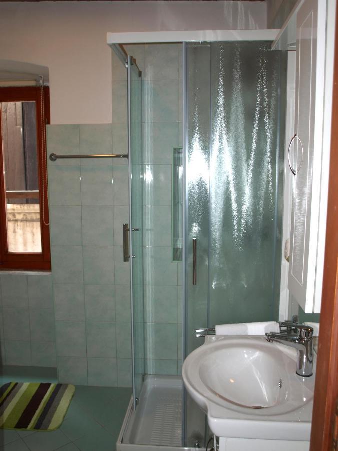 Apartment 52 Rovigno Esterno foto