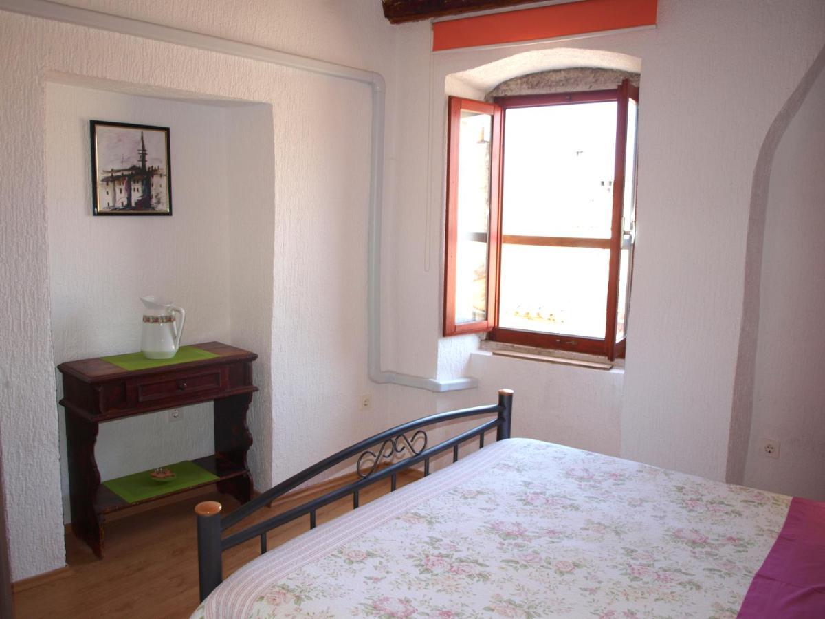 Apartment 52 Rovigno Esterno foto