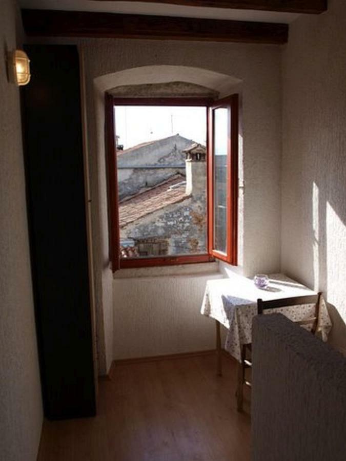 Apartment 52 Rovigno Esterno foto